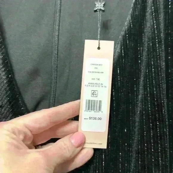 NWT BCBGeneration Women's V-Neck Long-Sleeve Velvet Mini Dress sz 14 Item#8R - Picture 6 of 12